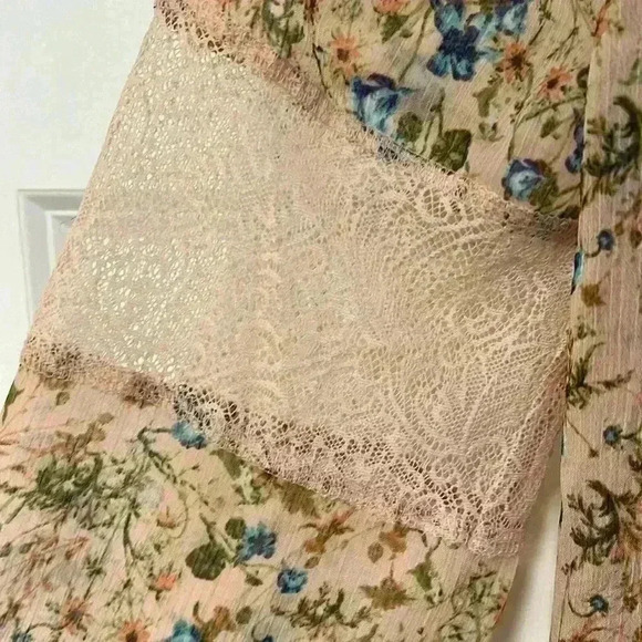 Princess Vera Wang Womens Top Brown XS Gauzy Boho Floral Print Lace Panels EUC - Picture 3 of 11